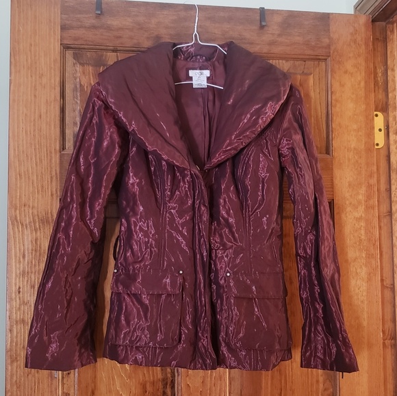 Cache Light weight Jacket - Picture 5 of 8